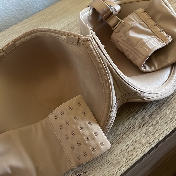 SOMA Stunning Starlet Strapless Bra - Picture 8 of 8